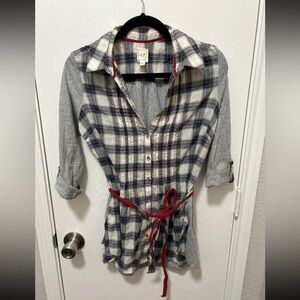 One September Anthropologie Plaid Tunic Top Belted Button Down Size Medium